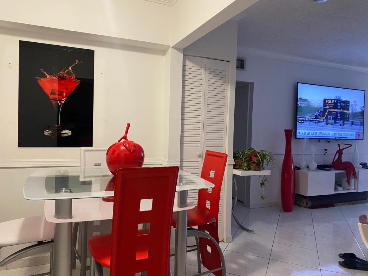 דירות Beautiful House 7 Min From Miami Airport W Free Parking מראה חיצוני תמונה