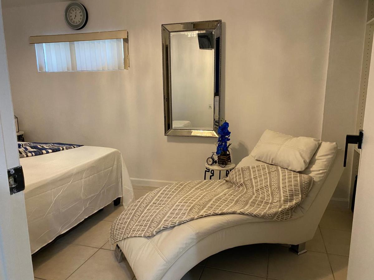 דירות Beautiful House 7 Min From Miami Airport W Free Parking מראה חיצוני תמונה