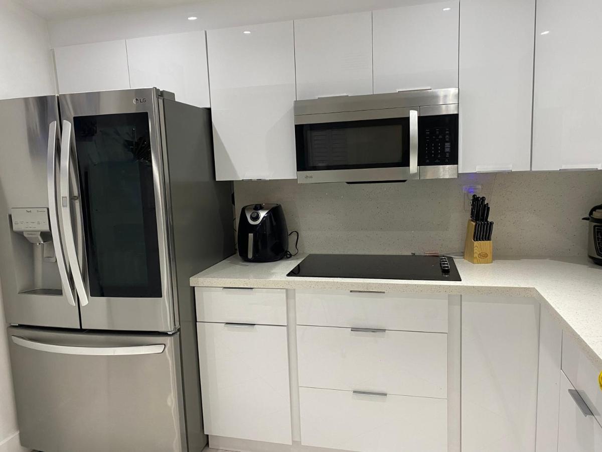 דירות Beautiful House 7 Min From Miami Airport W Free Parking מראה חיצוני תמונה